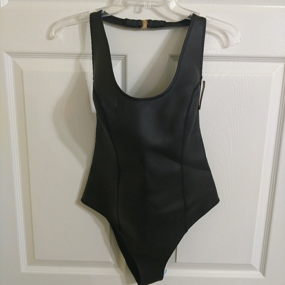🇺🇸NWT Victoria's Secret Neoprene 1pc Swimsuit